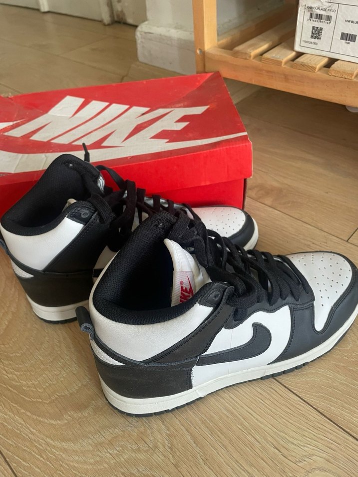 Nike Dunk Siyah Beyaz Bağcıklı Kadın Spor Ayakkabı - Görsel 2