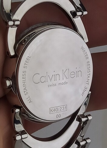  Beden gri Renk Çiziği olmayan Calvin Klein kadın saati