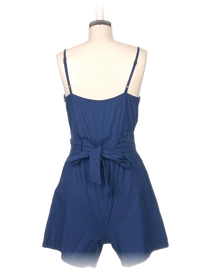 Trendyol & Milla Kısa Tulum %70 İndirimli. - Görsel 3