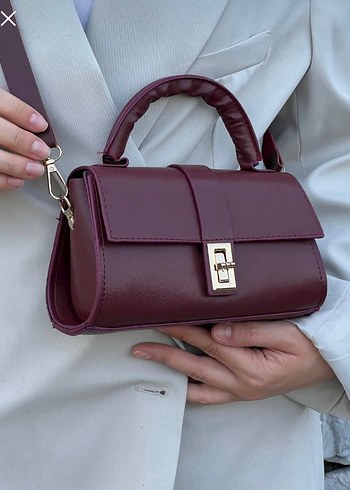 Zara Bordo Deri Kadın Omuz Çantası