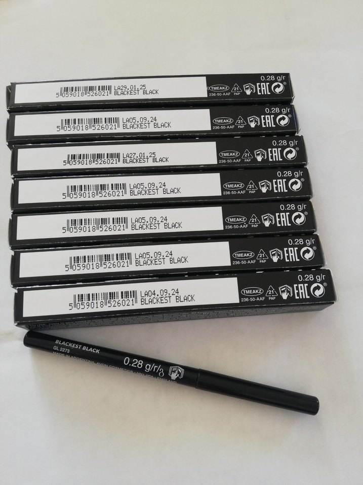 Avon Besleyici Lip Oil Parlatıcı - Görsel 2