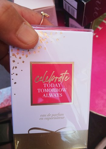 Avon Little Black Dress Summer Party Kadın Parfümü - Görsel 2