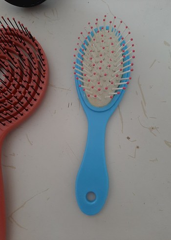 Sarı Kutulu 3 Saç Fırçası ve Tarak Seti - Görsel 6