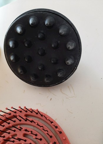 Sarı Kutulu 3 Saç Fırçası ve Tarak Seti - Görsel 5