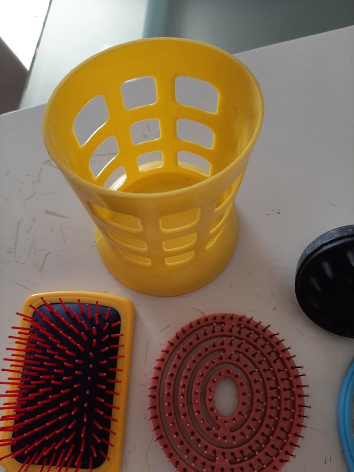 Sarı Kutulu 3 Saç Fırçası ve Tarak Seti - Görsel 4