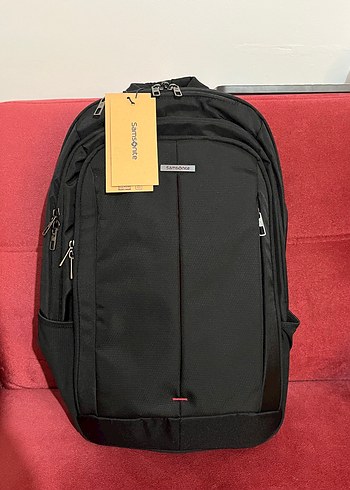 Samsonite Siyah Fermuarlı Erkek Sırt Çantası