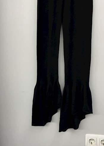 Kadın Siyah Pilili Uzun İspanyol Paça Pantolon - Görsel 2