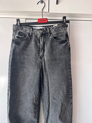 28 Beden Bol paça kot pantolon gri renkli