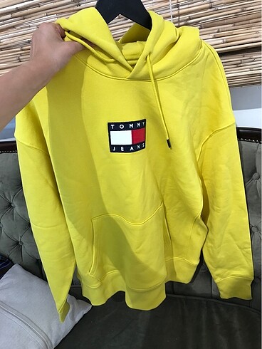 Tommy sweatshirt