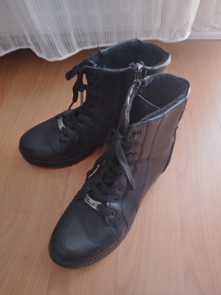 Deri Siyah Kadın Botları - Görsel 2