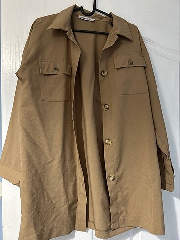 Tesettür giyim için de uygundur. Oversize gömlek