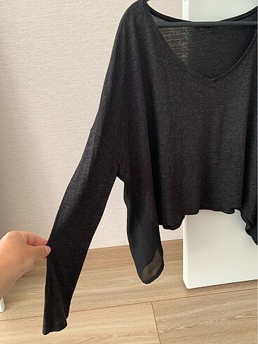 Guess Kısa salaş bluz