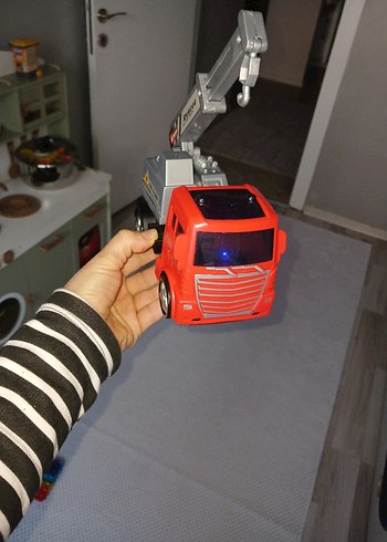 Renkli Kurtarma Vinçli Oyuncak Kamyon - Görsel 5