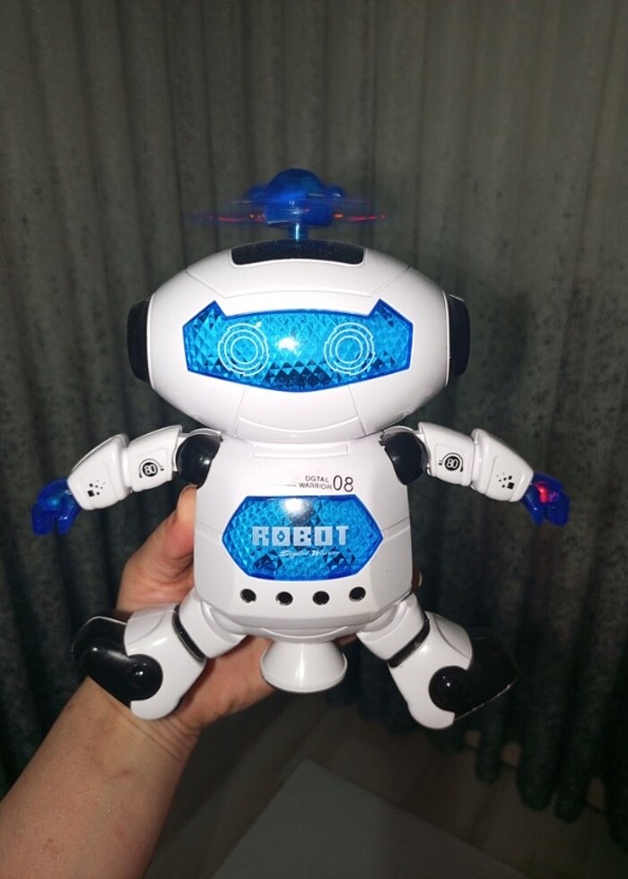 Sesli hareketli robot - Görsel 2