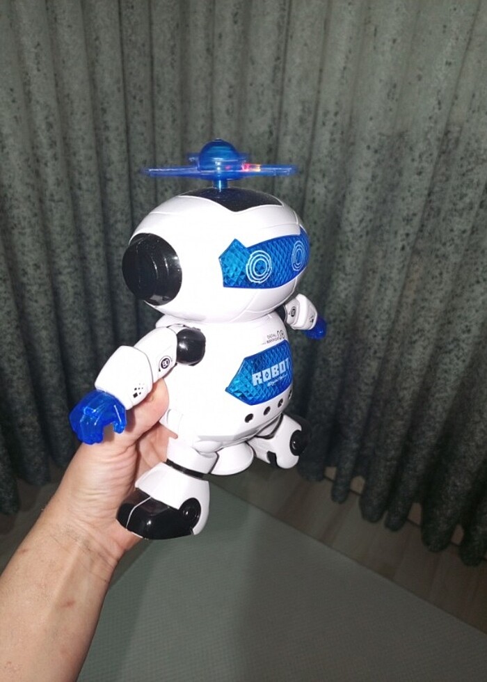 Sesli hareketli robot - Görsel 3