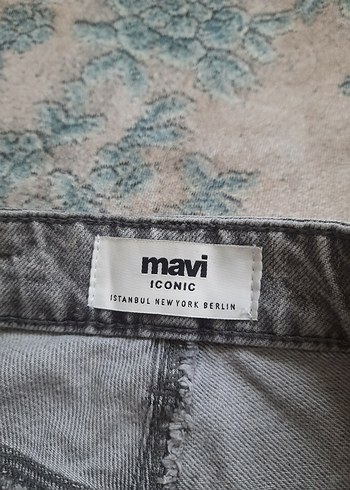 Gri Bol Kesim Kadın Kot Pantolon - Görsel 4