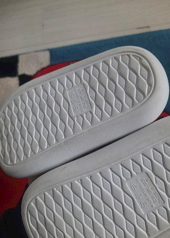 Beyaz Cırt Cırtlı Erkek Çocuk Terlik - Görsel 4