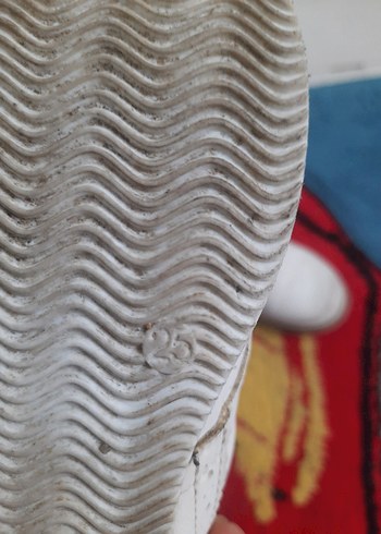 Beyaz Cırt Cırtlı Erkek Çocuk Terlik - Görsel 6