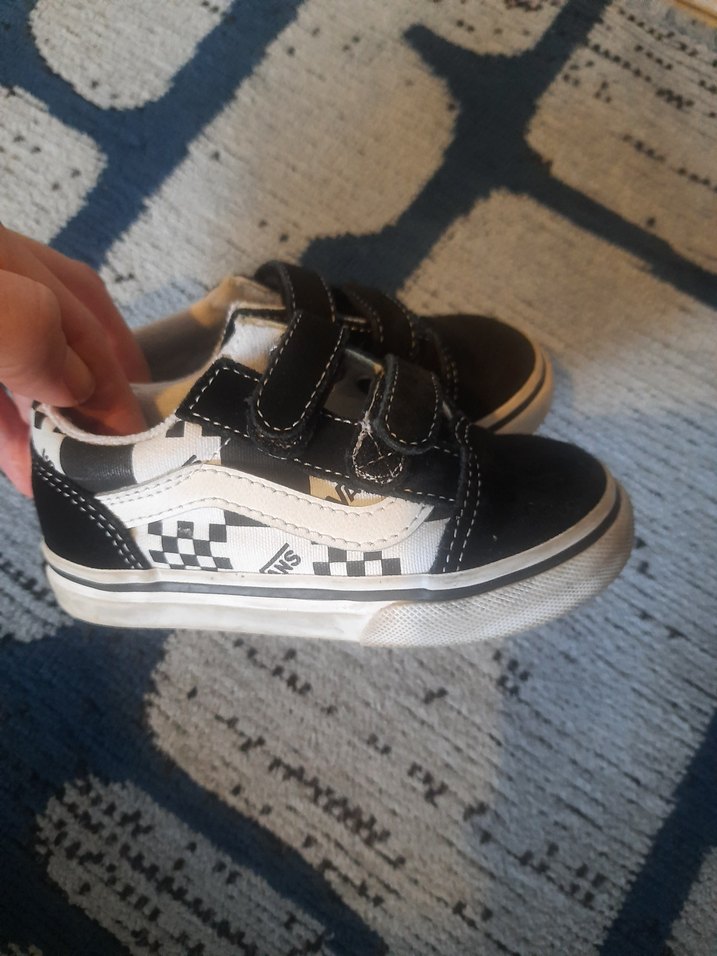 Erkek Çocuk Siyah Beyaz Cırt Cırtlı Spor Ayakkabı - Görsel 2