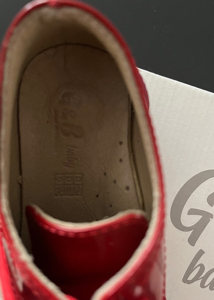 B&G kırmızı 0 deri ayakkabı 27 numara. - Görsel 5