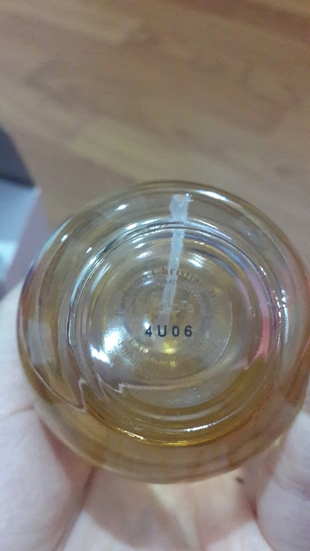 diğer Beden dior jadore parfum