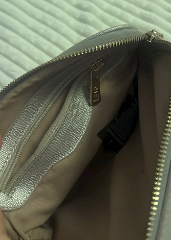 Bej Deri Zincir Detaylı Pierre Cardin Kadın Çanta - Görsel 6