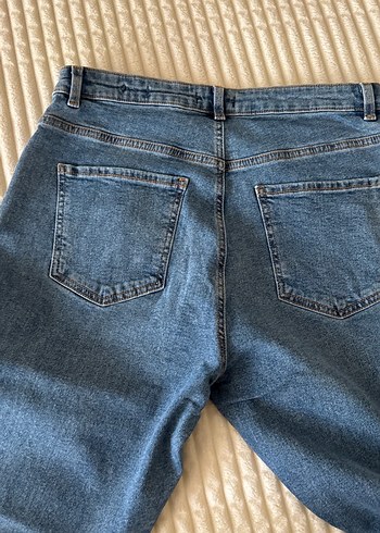 Gri Tokalı Mavi Kadın Denim Pantolon - Görsel 4