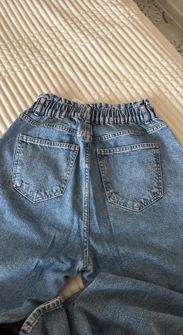 Kadın Mavi Gri Kemerli Rahat Kesim Kot Pantolon - Görsel 4