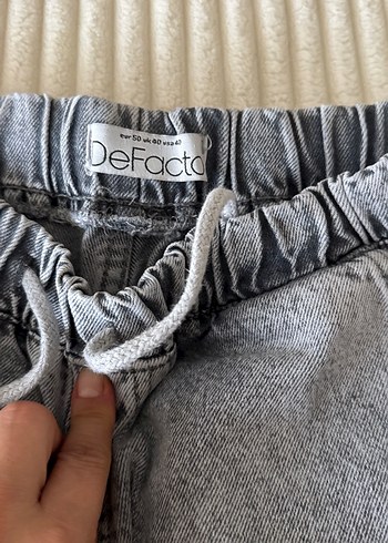 Gri Loose Fit Kadın Denim Pantolon - Görsel 3