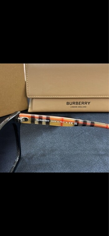 Beden siyah Renk Sıfır burberry güneş gözlüğü 4335 39298G