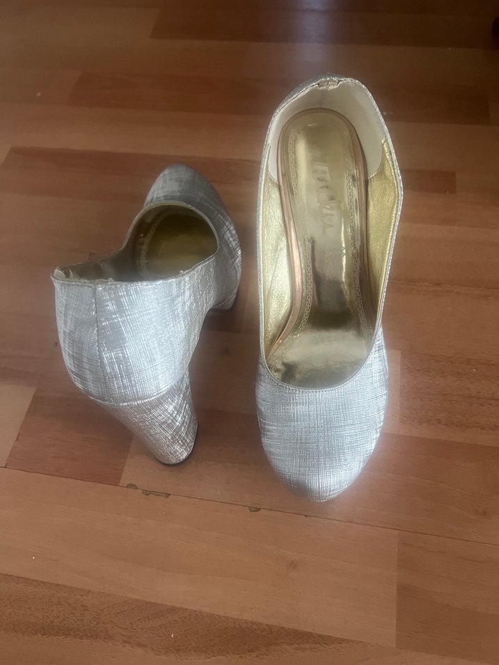 Diger Gri Keten Abiye Dolgu Topuk Ayakkabı - Görsel 3