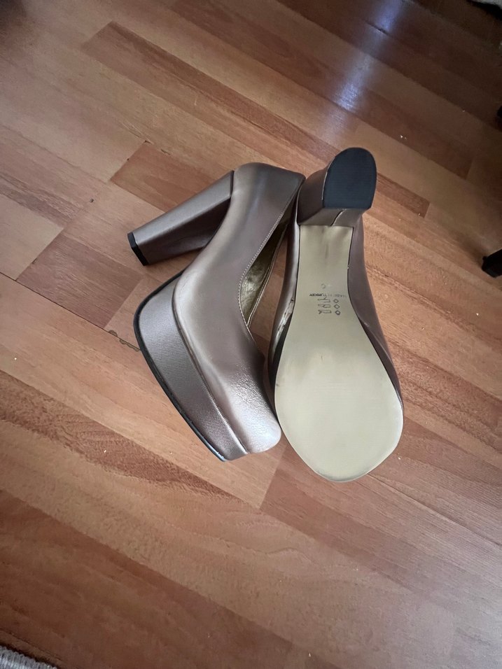 Diger Bej Parlak Platform Topuklu Kadın Ayakkabı - Görsel 3