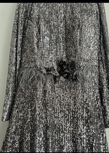 Gri Yılan Desenli Uzun Abiye Elbise - Görsel 3