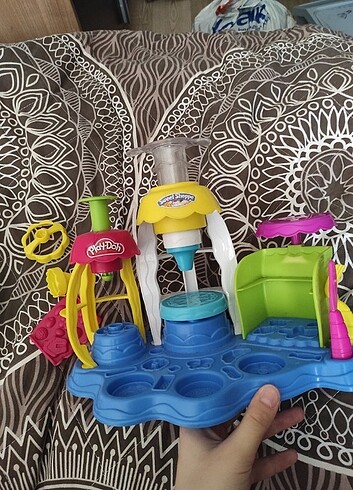 Play-doh oyun hamuru oyuncağı