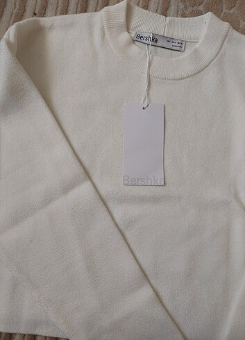 BERSHKA TRİKO 