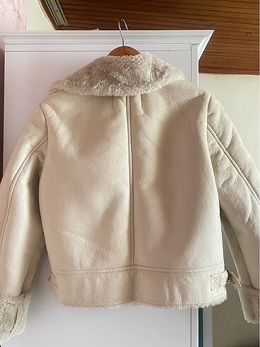 s Beden stradivarius suni kürklü crop biker ceket