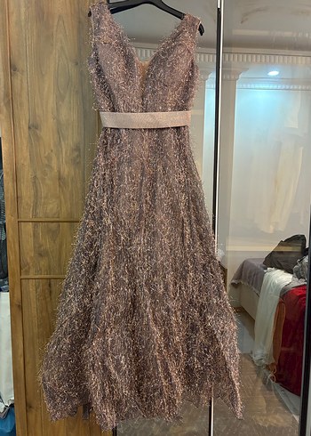 Kahverengi V Yaka Uzun Abiye Elbise - Görsel 3