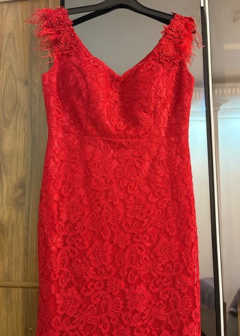 Dantel Detaylı Kırmızı Uzun Abiye Elbise - Görsel 5