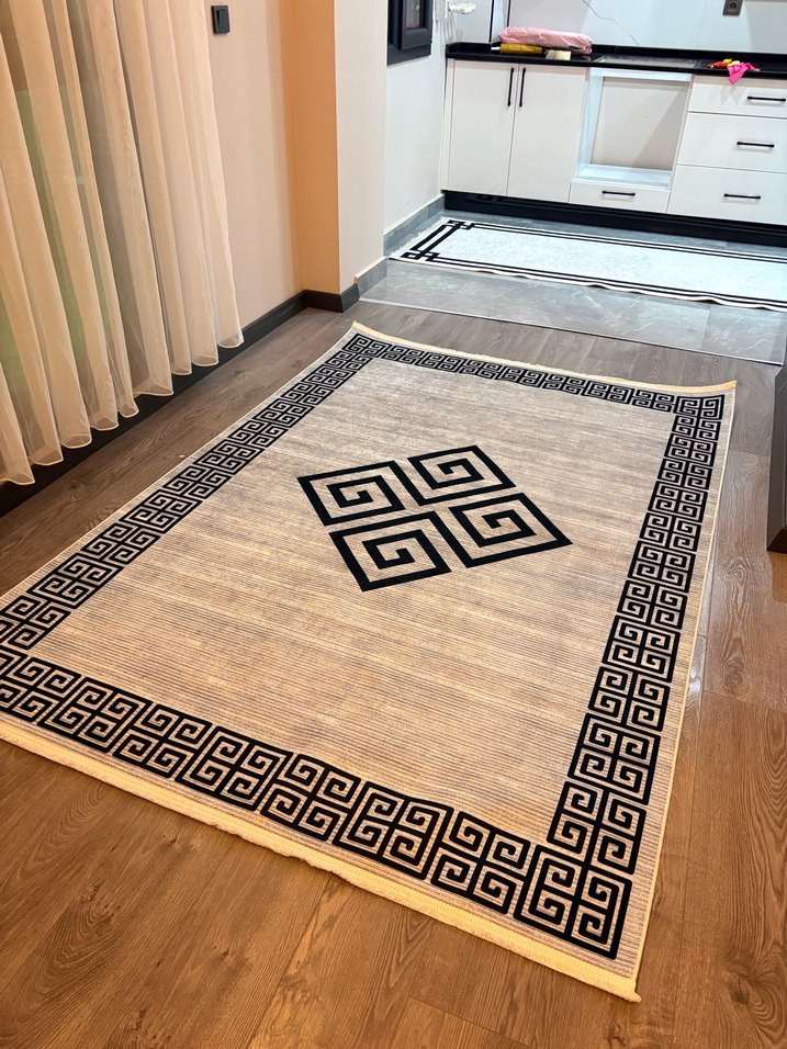 Klasik Desenli Gri Halı - Görsel 2