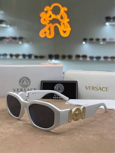 Versace beyaz gözlük