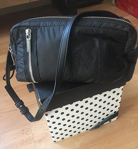Armani exchange çanta