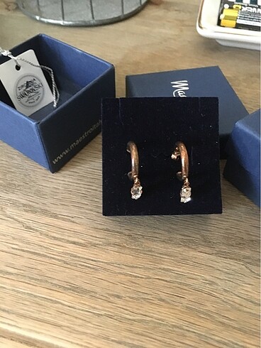 Swarovski küpe