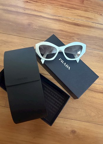 Orijinal Prada Parlak Beyaz Kadın Güneş Gözlüğü - Görsel 2