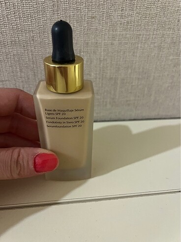 Estee Lauder Fondöten este lauder