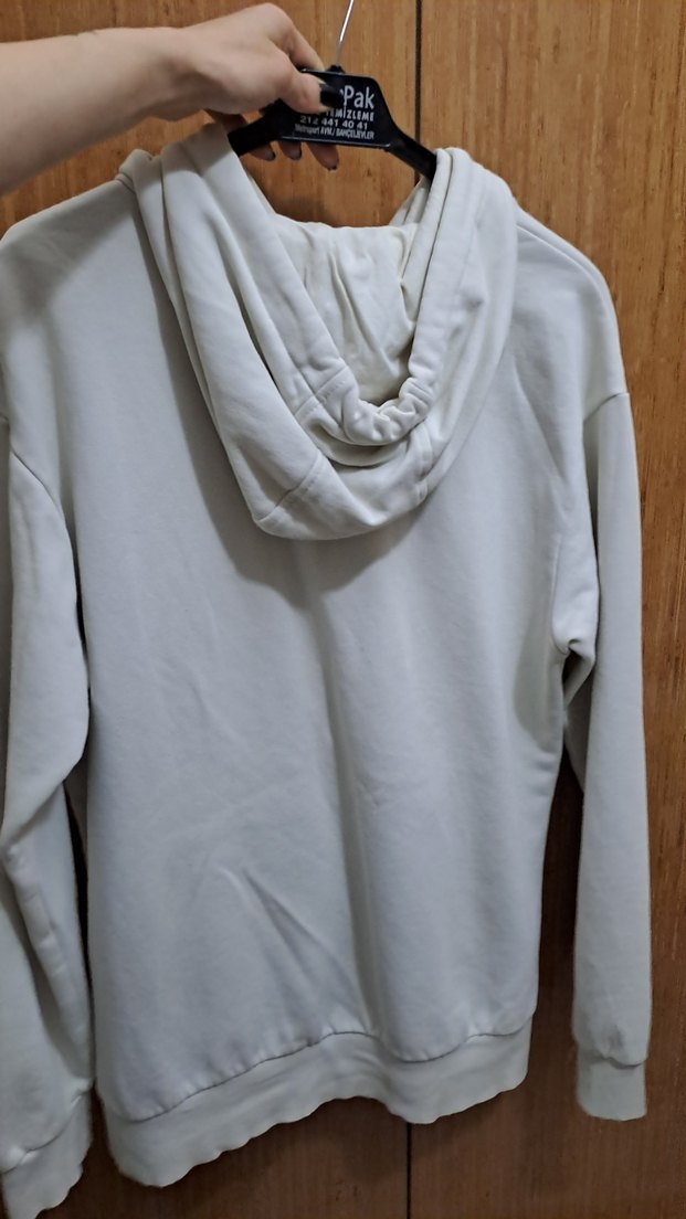 Beyaz Kapüşonlu Rahat Kesim Sweatshirt - Görsel 3