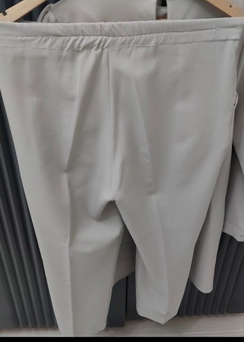 Bej Kısa Paça Kadın Kumaş Pantolon ikili takım - Görsel 5