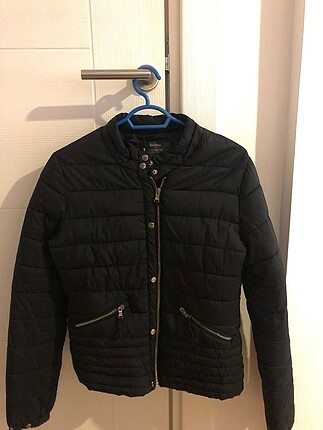 Bershka Mont