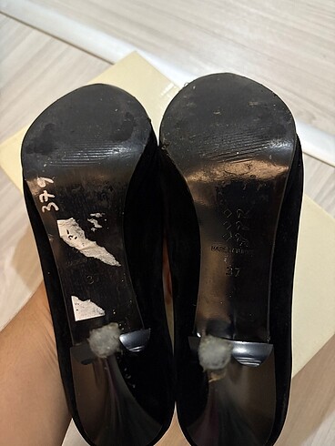 Çok az kullanılmış ayakkabı - Görsel 5