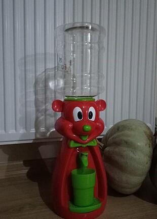 Su Sebili Çocuk