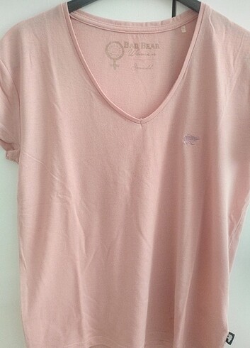 Açık pembe t-shirt 